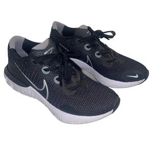 Nike Renew Running Shoes Women’s 7.5 Black White
